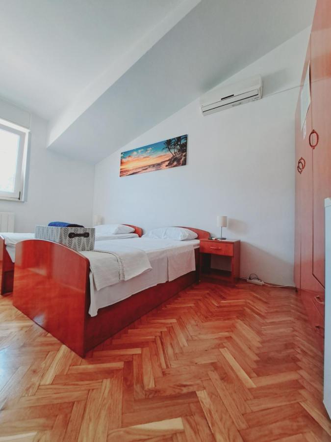 Guesthouse Varnica Kaštel Lukšić Εξωτερικό φωτογραφία