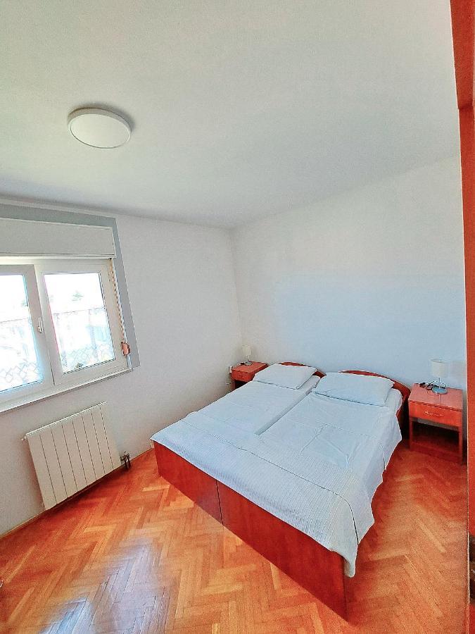 Guesthouse Varnica Kaštel Lukšić Εξωτερικό φωτογραφία