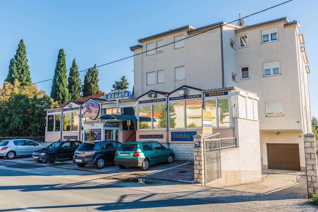 Guesthouse Varnica Kaštel Lukšić Εξωτερικό φωτογραφία