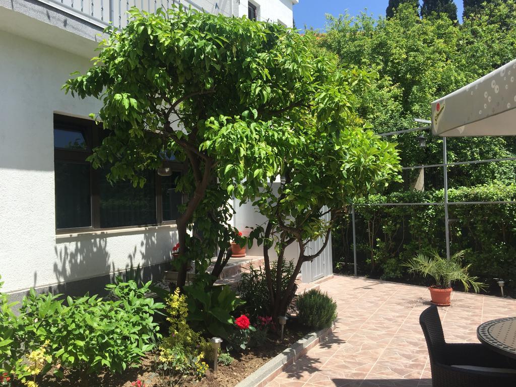 Guesthouse Varnica Kaštel Lukšić Εξωτερικό φωτογραφία