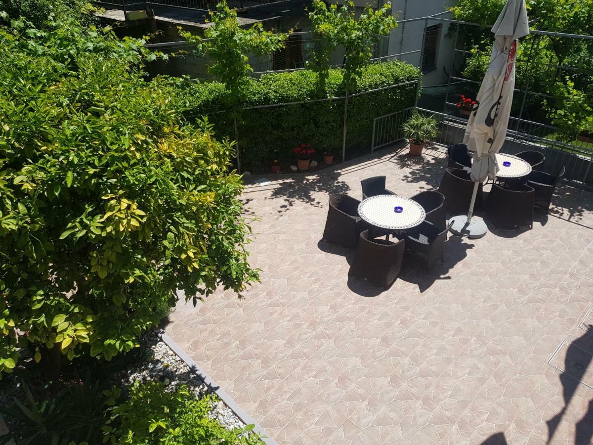 Guesthouse Varnica Kaštel Lukšić Εξωτερικό φωτογραφία